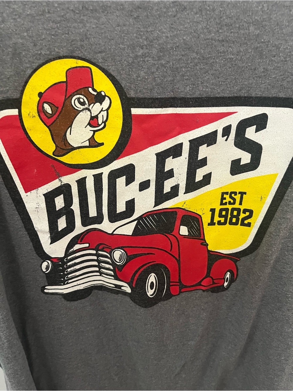 Buc-ee's t-shirt - Picture 5 of 10